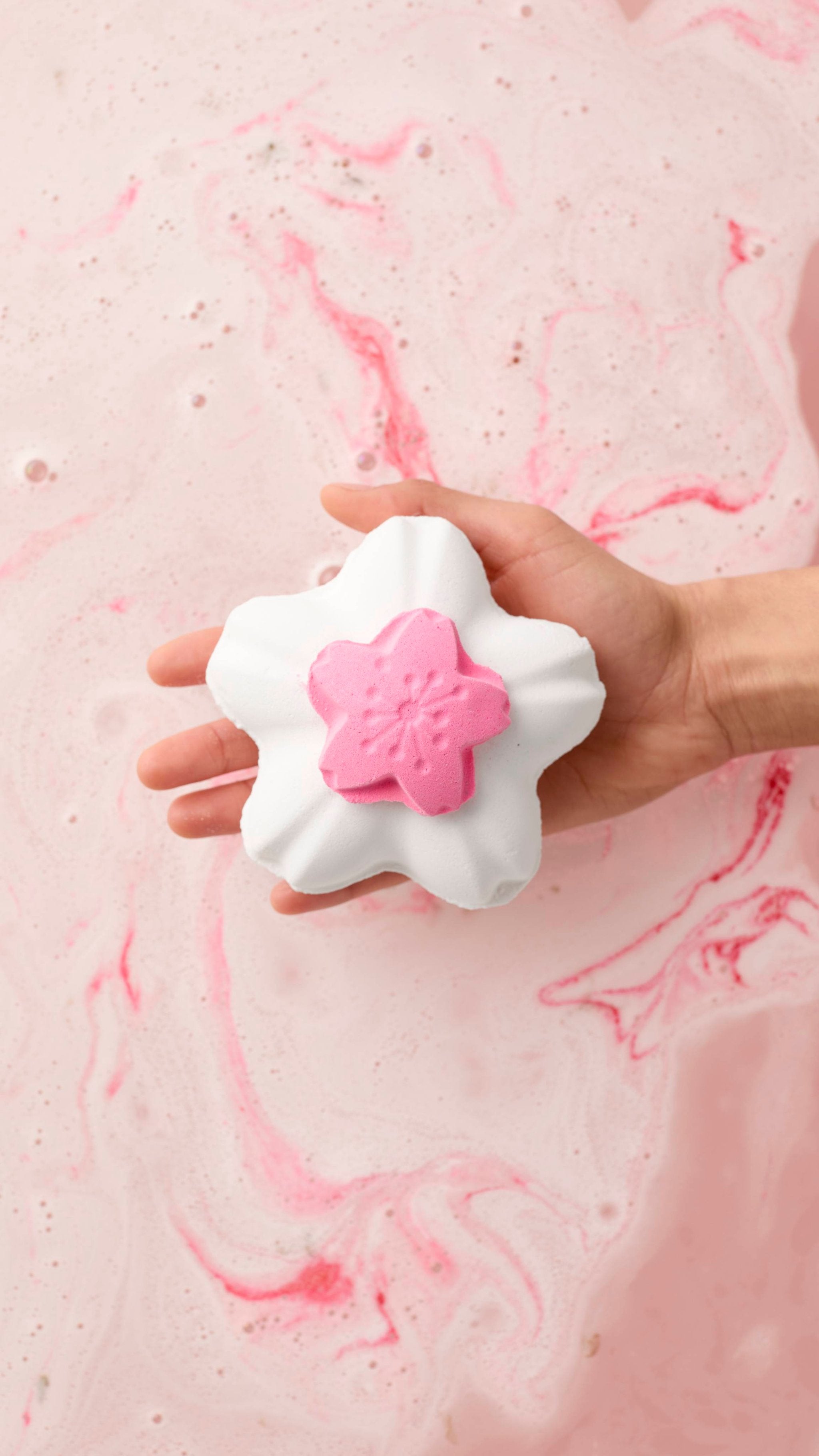Blooming Cherry Blossoms(Bath Bomb)