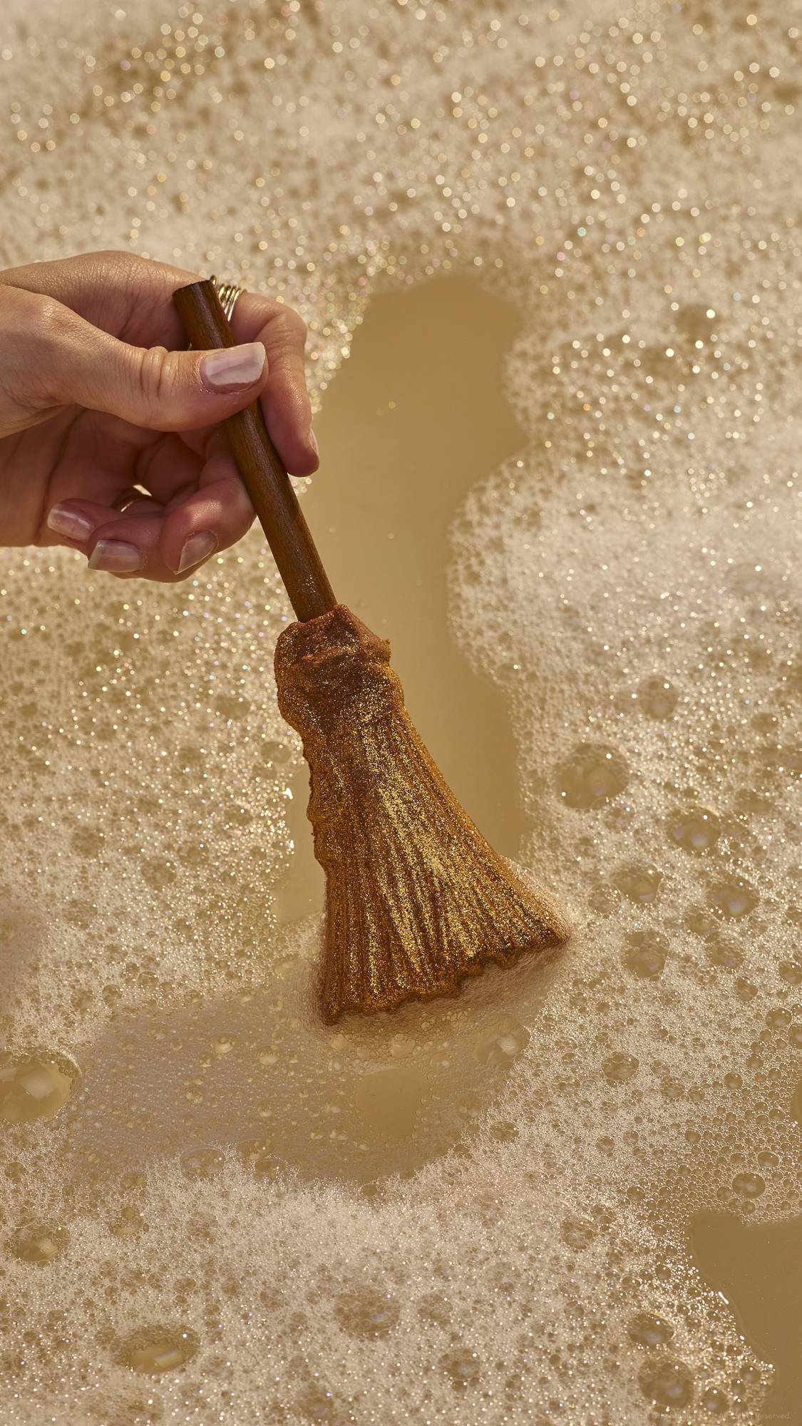 Elphaba's Broomstick(Bubble Bar)